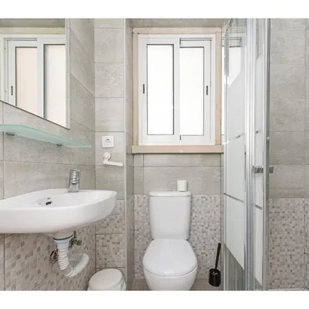 公寓 Houze Large 4 Bedroom Near Zoo
